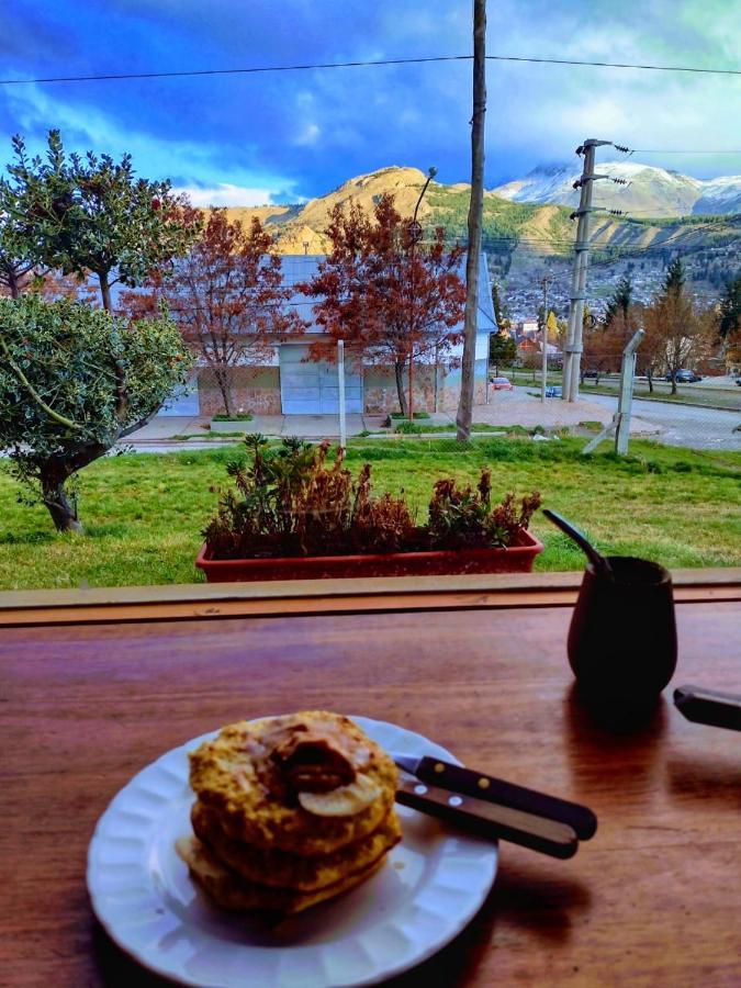 Pinto Casa Hostel & Bar Esquel Εξωτερικό φωτογραφία