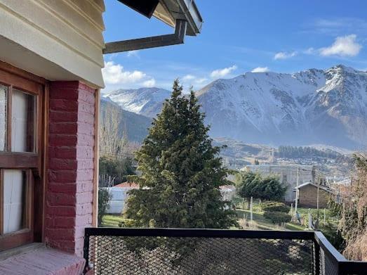 Pinto Casa Hostel & Bar Esquel Εξωτερικό φωτογραφία